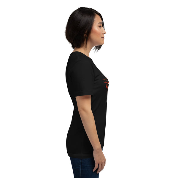 Unisex black t-shirt featuring a wolf illustration and the text 'No Kings No Tyrants', model displayed from the side.